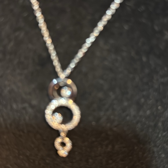 9 inch Swavorski silver necklace excellant condition - Picture 2 of 7